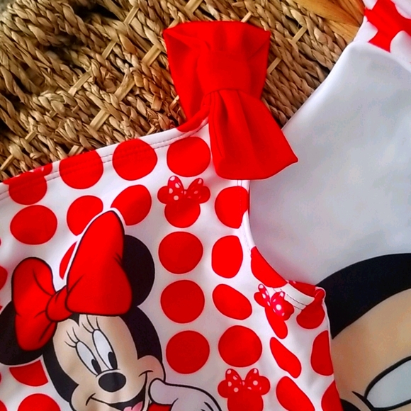 Minnie Mouse Red Swimsuit Set - Picture 4 of 7